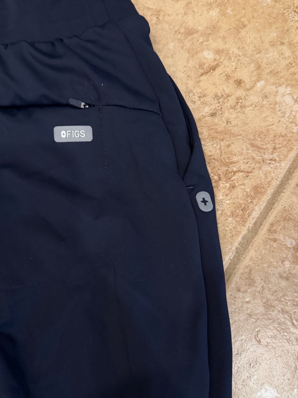 Figs Form X Scrub Set - Picture 9 of 11